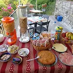 Pensión I Lecci Di Soviore