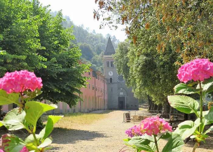 I Lecci Di Soviore 3*